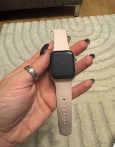 Apple Watch series 6 40 MM - 120 EUR - 3