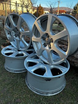 ORIGINÁL AUDI ALU DISKY R17, 5x112 - 3