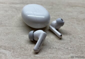 Huawei FreeBuds 6i - 3