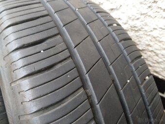 205/55R16 - 3