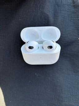 Apple AirPods 3 - 3