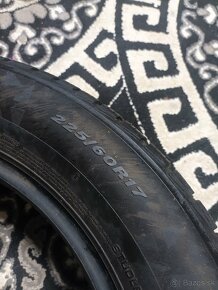 225/60 r17 - 3