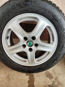 Predám elektróny Škoda r15 5x100 - 3