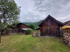 Exkluzívne predaj rodinný dom  10 km od Banskej Bystrice. - 3