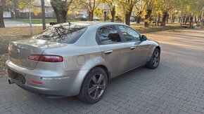 Alfa Romeo 159, 1.9 jtd rv 2006 - 3