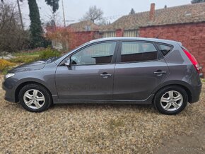 Hyundai i30 1.4i CVVT Facelift 2011 110 000km 1. Majiteľ - 3