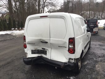 Peugeot partner 1,6i 72KW - prodej dílu. 64000KM - 3