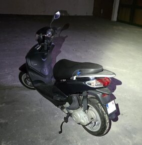 Piaggio Fly 50 4T 2V 2017 - 3