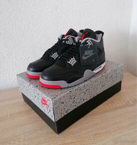 Air Jordan 4 Bred - 3