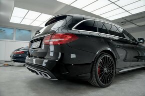 Mercedes C trieda Mercedes-AMG C 63 S A/T - 3