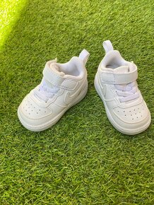 Tenisky Nike 9 cm (UK2.5) - 3