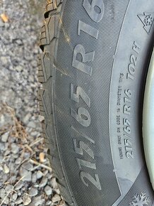 Zimne pneu 215/65 R16 - 3