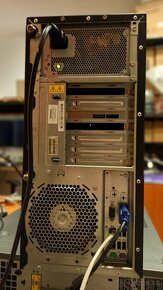 server HP Proliant ML330 G6 - 3