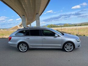 Škoda SuperB 2.0 TDI DSG -// F1 Riadenie, Navi, Bi-Xenon -// - 3