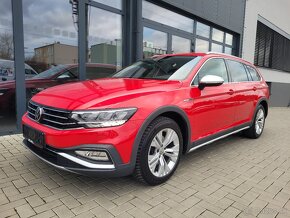 Volkswagen Passat Alltrack 2.0 TDI 4MOTION DSG Business - 3