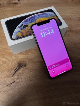 iPhone XS - 3