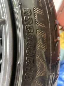 kola 225/40/R18 - 3