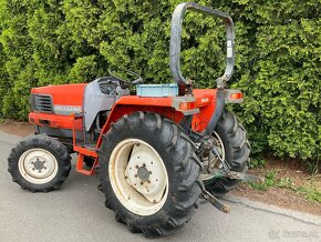 Japonský malotraktor Kubota GL260, 26Hp, 4x4 - 3