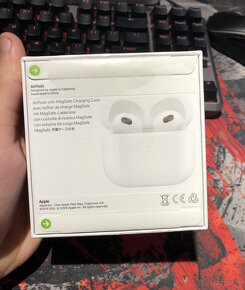 Predám nové, nerozbalené Apple AirPods 3. gen (Lightning) - 3