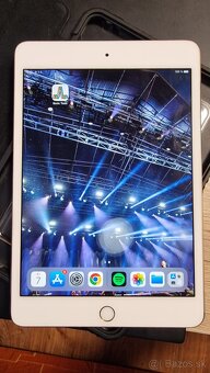 Apple iPad mini 4 - 3