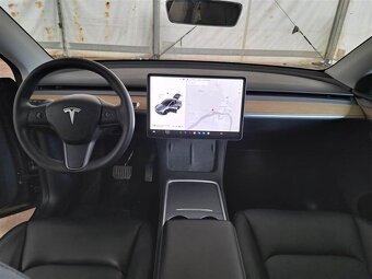 Tesla Model Y Dual Motor Long Range 75kWh 4x4 za 34.065 € - 3