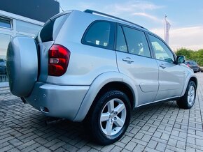 TOYOTA RAV 4 4x4 2.0d - 3