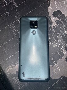 Motorola Moto e7 - 3