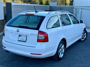 Škoda Octavia Combi 4x4 2.0 TDI DSG CR Elegance MAX Swiss - 3