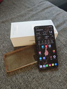 Xiaomi 12T pro a Xiaomi 9C NFC - 3