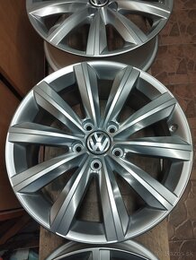 5x112 R17 Originál VW Passat B7 - 3