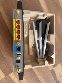 Router TP-LINK TL-WR1043ND - 3