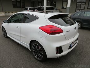 Predám KIA Proceed GT 1,6 T- GDI ,150kW rok 2013 - 3