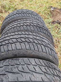 215/60 r17 zimné - 3