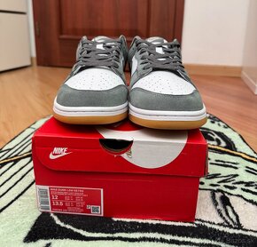 Nike Dunk Low  Smoke Grey Gum 3M Swoosh - 3