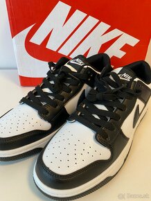 Nike SB Dunk Low - 3