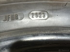 Zimná 215/60 r16 Dunlop - 3