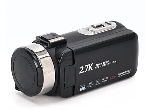 Videokamera 2,7K 42MP s 18x digitálnym zoomom s 2 batériami - 3