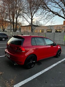 Volkswagen Golf 2.0 TSI GTI - 3