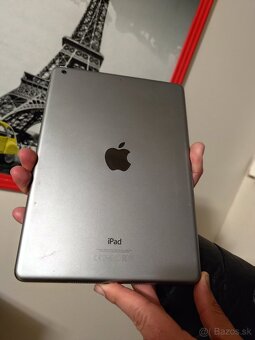 Apple iPad Air  16GB - 3