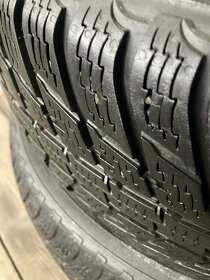 zimné Pneu 2ks  215/70R16 viem aj prezuť - 3