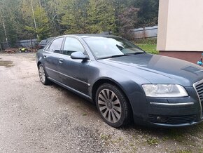 Audi A8 D3 - 3