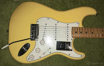 Fender Stratocaster MN BCR - 3