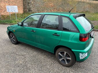 Seat Ibiza 1.4 orig.108 000km,(Treba pristreknúť nárazníky) - 3