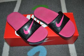 Šlapky NIKE v.29,5cm TOP STAV...19,3cm - 3