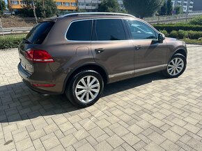 Volkswagen Touareg II 3.0 V6 TDI 4MOTION - 3