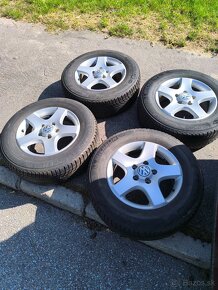 Volkswagen 235/65 r17 - 3