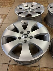 Predam Originalne Skoda VW hlinikove disky R16 5x112 - 3