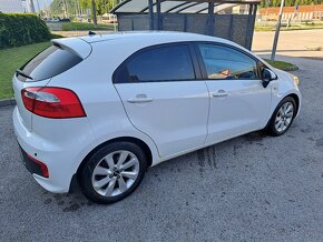 Predám KIA RIO 1.4 CVVT Silver AT, 4-st. automat, 80 kW. - 3