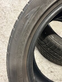 2ks 235/45 R17 zimné pneumatiky GOODRIDE - 3