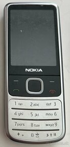 Nokia a Samsung mobily - 3